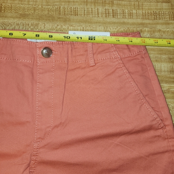 Women’s Washed Twill Shorts Coral Mist, size 8 - Picture 8 of 10